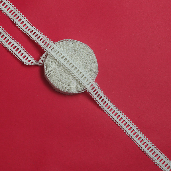 Center Filling Lace (23819) White -ACMF0000697